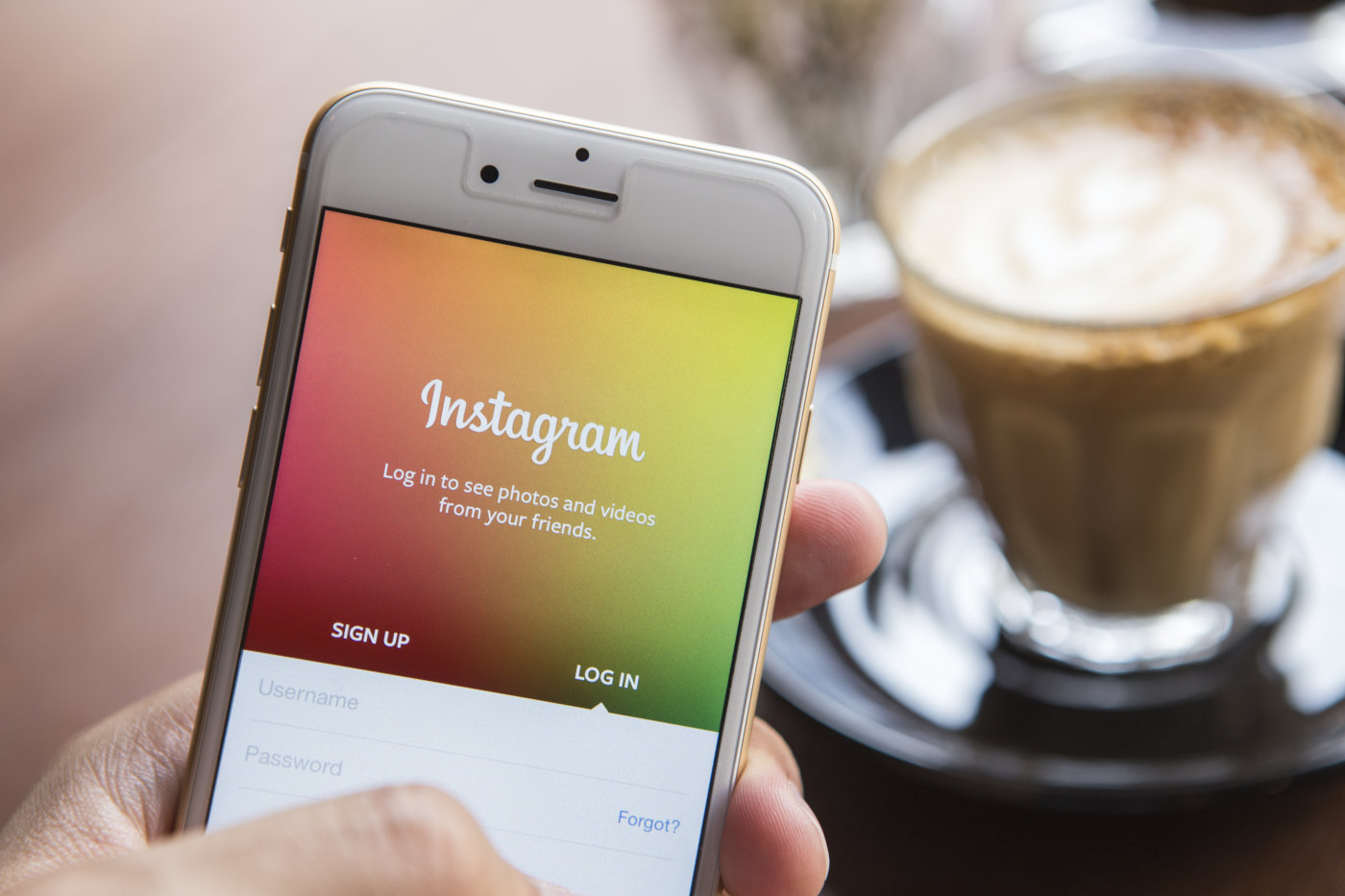 Instagram il nuovo modo di comunicare con immagini